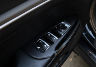 Подержанный автомобиль Kia K5 2021 года (14 фото)