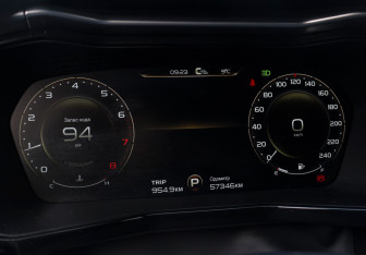 Подержанный автомобиль Geely Tugella 2021 года (28 фото)