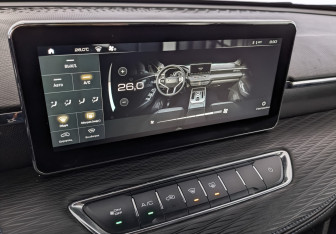 Подержанный автомобиль Haval Jolion 2023 года (26 фото)