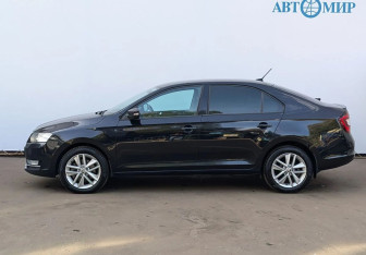 Подержанный автомобиль Skoda Rapid Liftback 2019 года (8 фото)