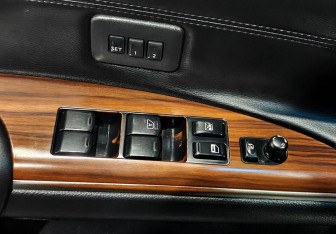 Подержанный автомобиль Nissan Teana 2010 года (17 фото)