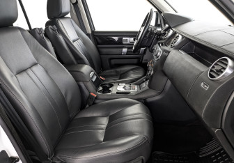 Подержанный автомобиль Land Rover Discovery 2015 года (24 фото)