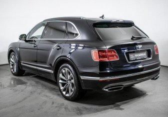 Подержанный автомобиль Bentley Bentayga 2016 года (7 фото)