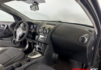 Подержанный автомобиль Nissan Qashqai 2011 года (9 фото)