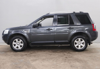 Подержанный автомобиль Land Rover Freelander 2010 года (7 фото)