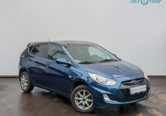 Подержанный автомобиль Hyundai Solaris Hatchback 2013 года (3 фото)