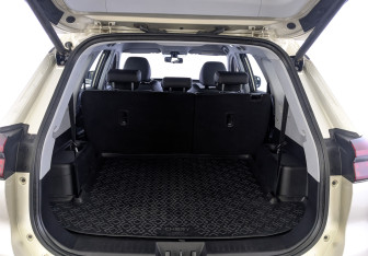 Подержанный автомобиль Chery Tiggo 8 2020 года (10 фото)
