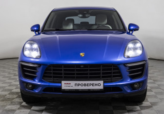 Подержанный автомобиль Porsche Macan 2016 года (2 фото)
