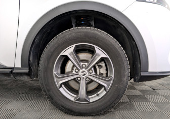 Подержанный автомобиль Haval F7x 2023 года (18 фото)