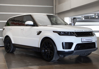 Подержанный автомобиль Land Rover Range Rover Sport 2020 года (3 фото)