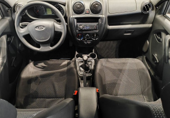 Подержанный автомобиль LADA (ВАЗ) Granta Sedan 2014 года (10 фото)