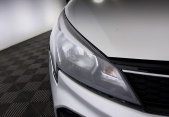 Подержанный автомобиль Kia Rio Hatchback 2021 года (17 фото)