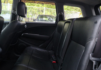 Подержанный автомобиль Mitsubishi Outlander 2005 года (8 фото)