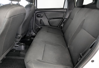 Подержанный автомобиль Renault Duster 2020 года (18 фото)