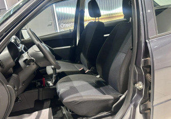 Подержанный автомобиль LADA (ВАЗ) Granta Sedan 2014 года (9 фото)