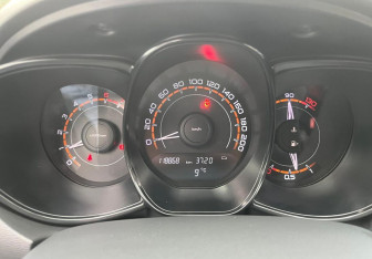 Подержанный автомобиль LADA (ВАЗ) Vesta Sedan 2017 года (16 фото)