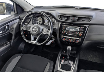 Подержанный автомобиль Nissan Qashqai 2020 года (28 фото)
