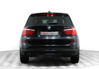 Подержанный автомобиль BMW X3 2014 года (6 фото)