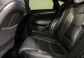 Подержанный автомобиль Geely Tugella 2022 года (10 фото)