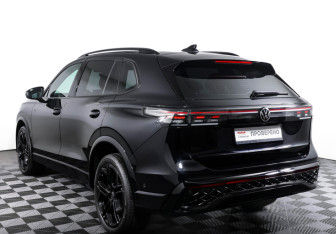 Подержанный автомобиль Volkswagen Tiguan 2025 года (7 фото)