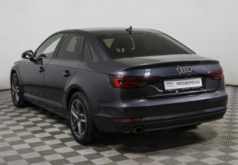 Подержанный автомобиль Audi A4 Sedan 2018 года (7 фото)