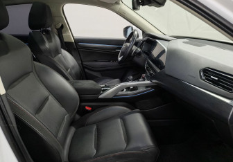 Подержанный автомобиль Geely Tugella 2021 года (9 фото)