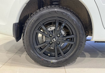 Подержанный автомобиль LADA (ВАЗ) Granta Liftback 2025 года (17 фото)