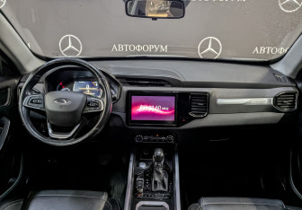 Подержанный автомобиль Chery Tiggo 4 2022 года (13 фото)