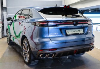 Подержанный автомобиль Changan UNI-K 2023 года (6 фото)