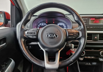 Подержанный автомобиль Kia Picanto 2017 года (21 фото)