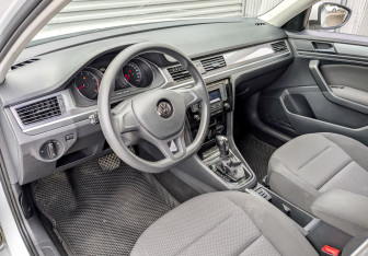 Подержанный автомобиль Volkswagen Bora Sedan 2022 года (16 фото)