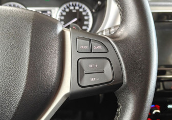 Подержанный автомобиль Suzuki Vitara 2016 года (15 фото)