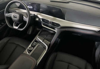 Подержанный автомобиль Changan UNI-T 2023 года (9 фото)