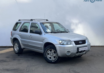 Подержанный автомобиль Ford Maverick 2006 года (3 фото)