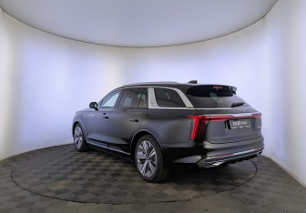 Подержанный автомобиль Hongqi E-HS9 2021 года (7 фото)