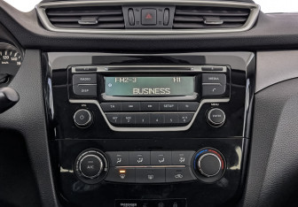 Подержанный автомобиль Nissan Qashqai 2018 года (15 фото)