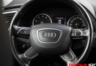 Подержанный автомобиль Audi Q5 2012 года (12 фото)