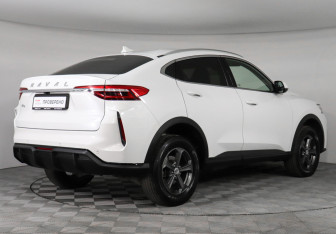 Подержанный автомобиль Haval F7x 2022 года (5 фото)
