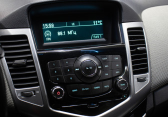 Подержанный автомобиль Chevrolet Cruze Sedan 2011 года (20 фото)