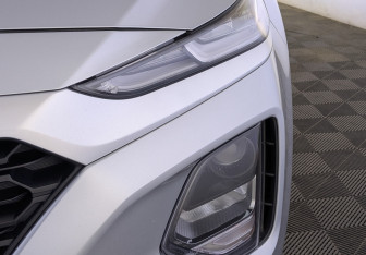 Подержанный автомобиль Hyundai Santa Fe 2019 года (11 фото)