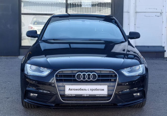 Подержанный автомобиль Audi A4 Sedan 2015 года (2 фото)