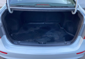 Подержанный автомобиль Kia Rio Sedan 2016 года (18 фото)