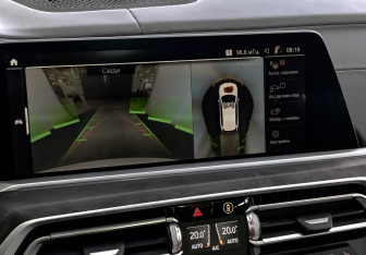 Подержанный автомобиль BMW X7 2020 года (30 фото)