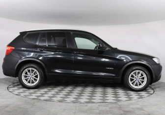 Подержанный автомобиль BMW X3 2011 года (6 фото)
