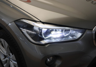 Подержанный автомобиль BMW X1 2016 года (30 фото)
