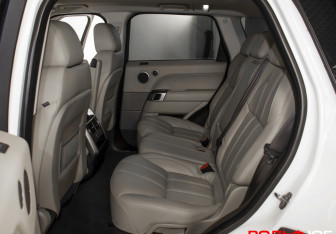 Подержанный автомобиль Land Rover Range Rover Sport 2015 года (10 фото)