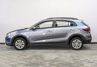 Подержанный автомобиль Kia Rio Hatchback 2020 года (8 фото)