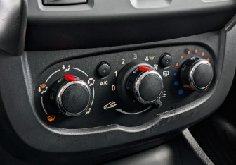 Подержанный автомобиль LADA (ВАЗ) Largus Wagon 2021 года (25 фото)