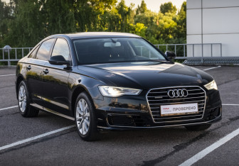 Подержанный автомобиль Audi A6 Sedan 2015 года (3 фото)