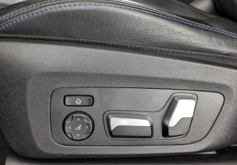 Подержанный автомобиль BMW X3 2021 года (26 фото)